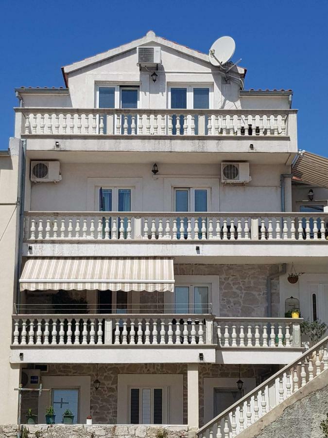 Apartments Goga Vodice Exterior foto